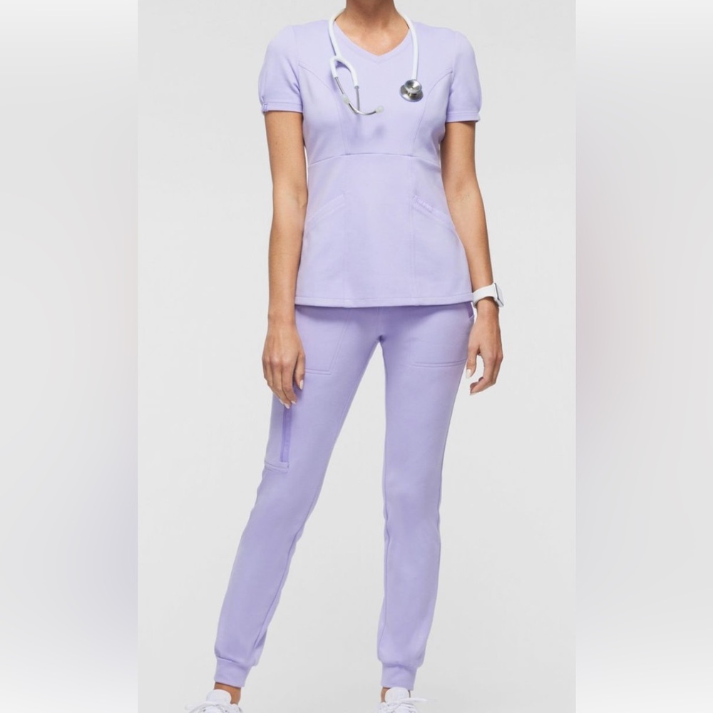 JAANUU LILAC SCRUB SET